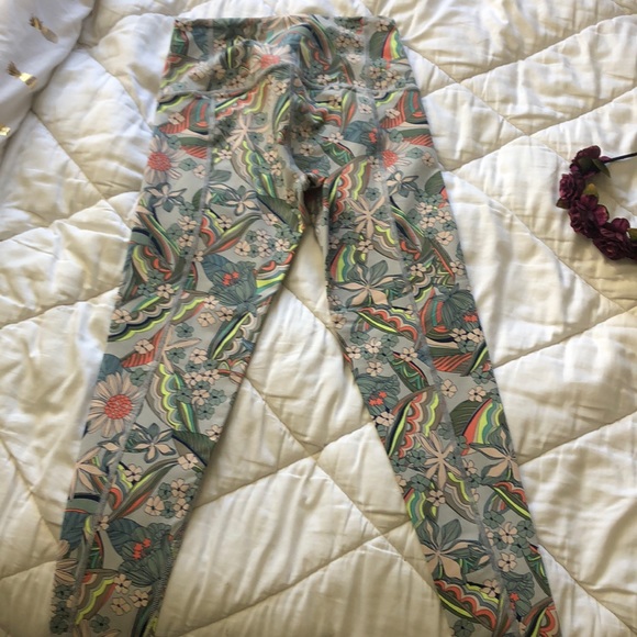 VICTORIA SPORT SPRING LEGGINGS - Picture 3 of 4